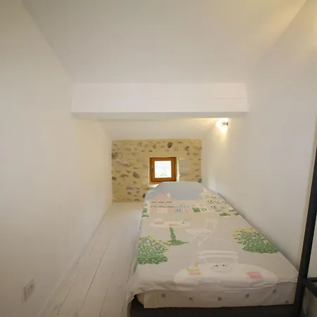 Des Trois Anges-2 By Interhome Saint-Denis (Gard)