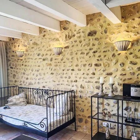 Des Trois Anges-2 By Interhome Apartamento Saint-Denis (Gard)
