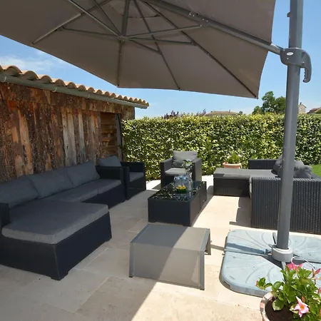 Apartment Des Trois Anges-2 By Interhome Saint-Denis (Gard)